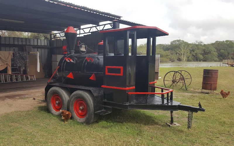 Torres Metals — Welder in Brownsville