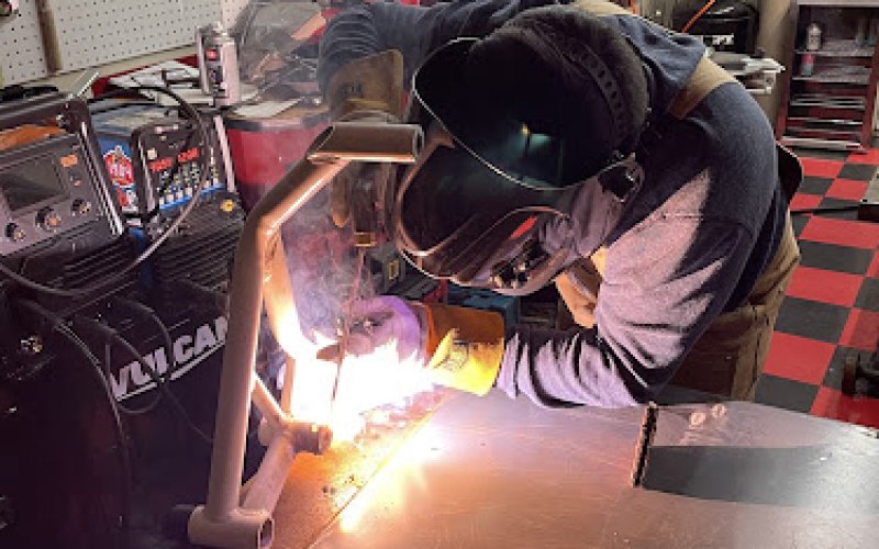 1904 welding and fabrications LLC — Welder in Chula Vista