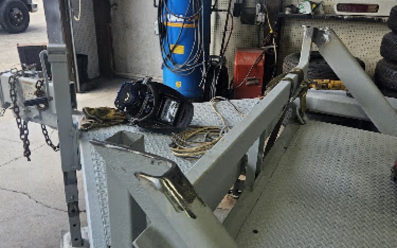 J&J TRAILER & WELDING SERVICES DESMOINES L.L.C