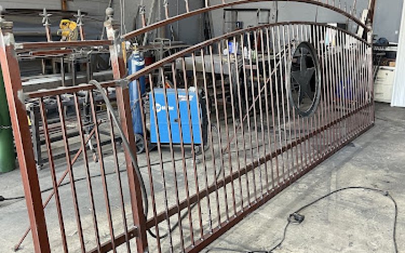 Steelmen Iron Work LLC — Welder in Lewisville