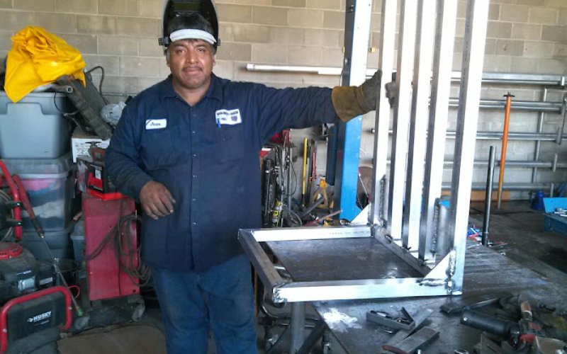 MENDEZ AUTO & WELDING SERVICES — Muffler shop in Merced
