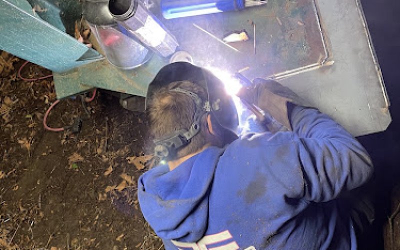 Flo Fab Freestyle Welding — Welder in Portland