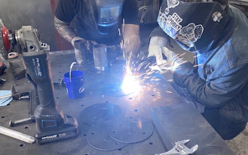 Madness and metal llc — Welder in Springfield