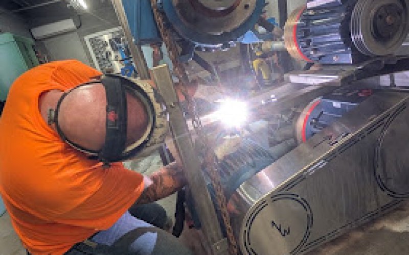 Scott's mobile welding — Welder in Springfield