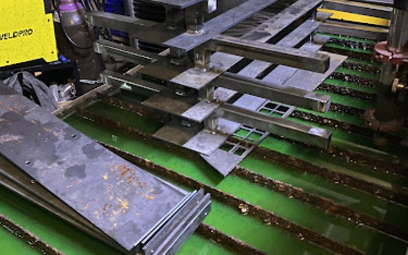 High Desert Metalworks LLC — Welder in Surprise
